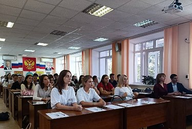 Парламентарии написали «Диктант Победы»